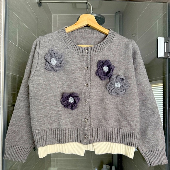 Sweaters - Gray Floral Women's Sweater
